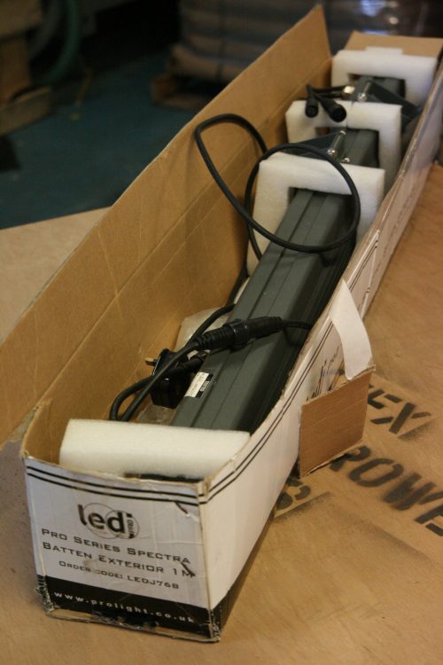 LEDJ 1Mtr UV Spectra Batten 12 X 5W UV LEDs - £65 - Image 2