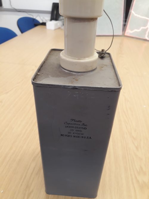 Plastic Capacitors Inc - LK300-254YND