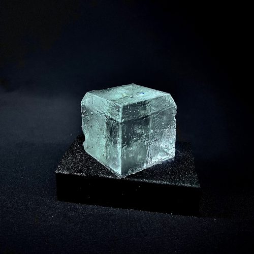 Floating Artificial XL Ice Cube/Negroni Ice Cube - Image 2